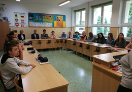Lekcje pokazowe w pracowni językowej. (photo)