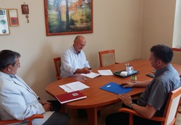  (photo)