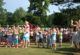  (photo)