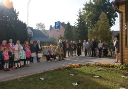  (photo)