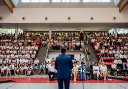  (photo)