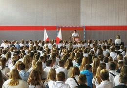  (photo)