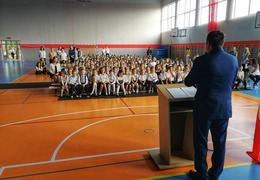  (photo)