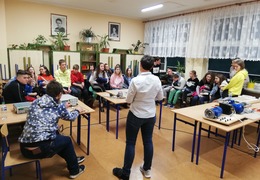  (photo)