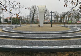  (photo)
