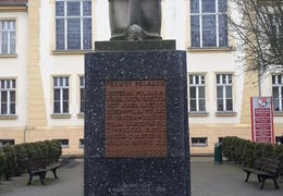  (photo)