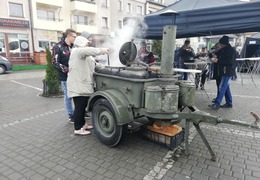  (photo)