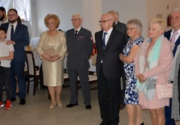  (photo)