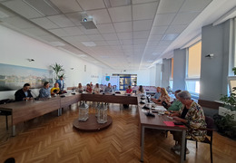  (photo)