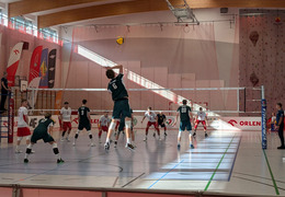 (photo)