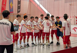  (photo)