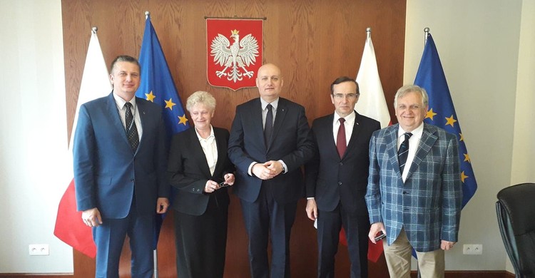 Order Orła Białego dla Ks. Domańskiego? - zdjęcie